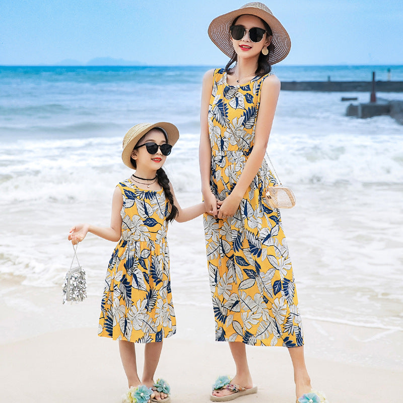 The Loom: Sun-Kissed Mother & Daughter Matching Beach Set