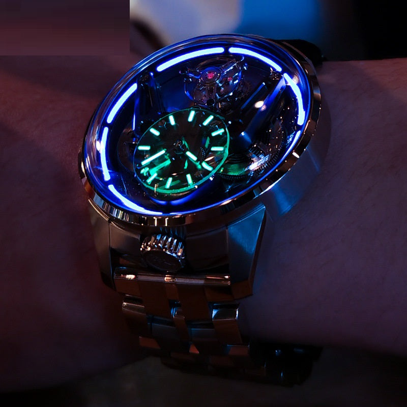 Witness the heartbeat of time with our fully exposed tourbillon-Royal escapement