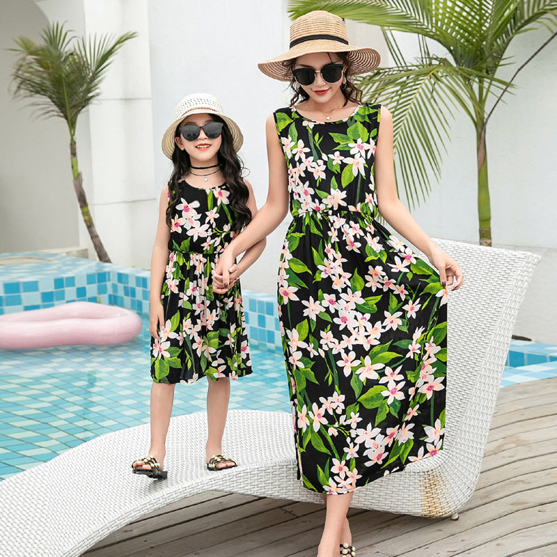 The Loom: Sun-Kissed Mother & Daughter Matching Beach Set
